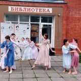 a-mne-ty-rodina-sarov (1)