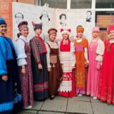 a-mne-ty-rodina-sarov (8)