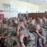 soldaty-srochnoj-sluzhby-poznakomilis-s-istoriej-goroda (3)